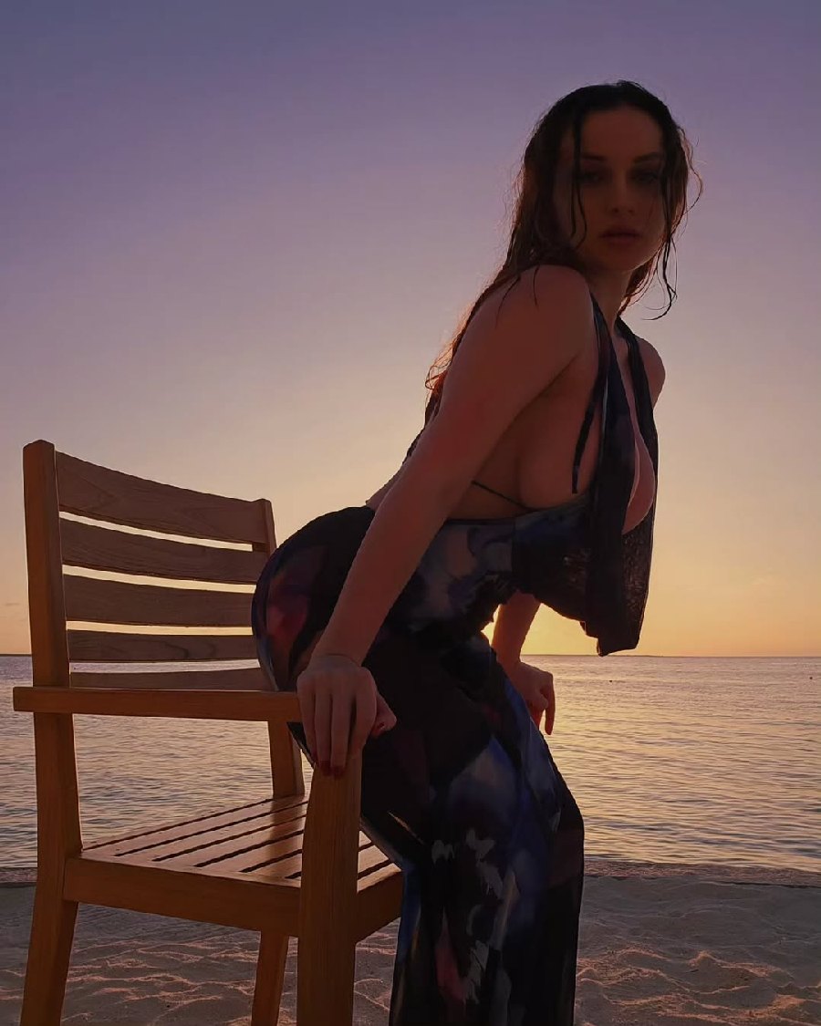 Sexy girl Miranda Faith nude in Minneapolis