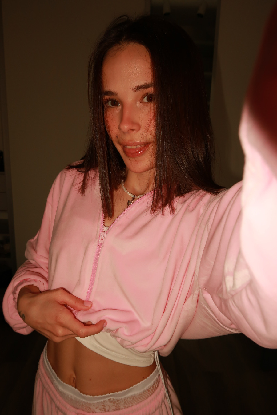 Tina brings the glow — live moments in Minneapolis